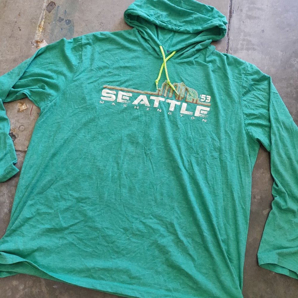Green Seattle WA Lightweight Hoodie Sweatshirt